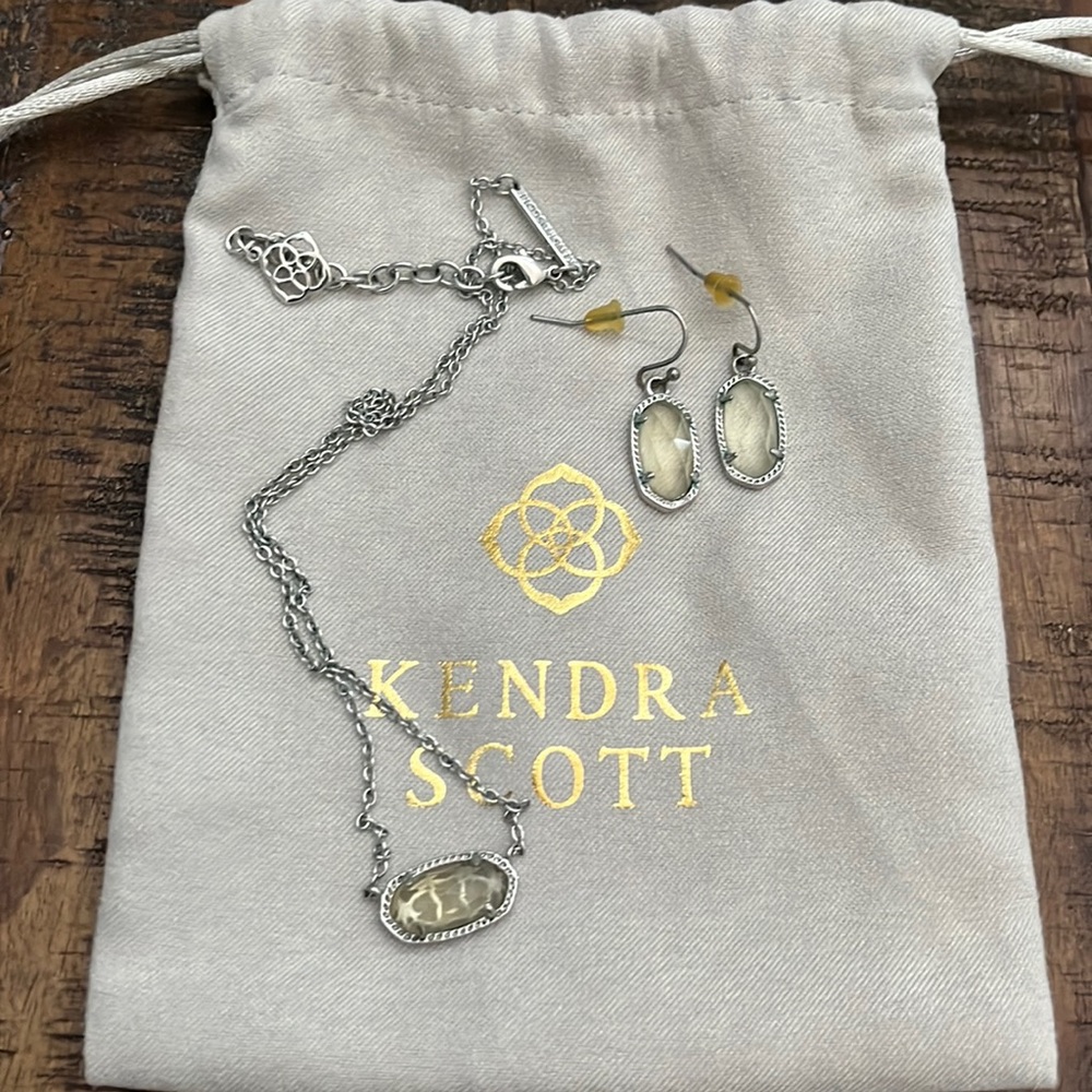 Kendra Scott Elisa Earring and Necklace Set